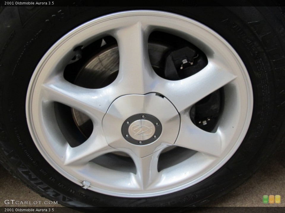2001 Oldsmobile Aurora 3.5 Wheel and Tire Photo #64265372