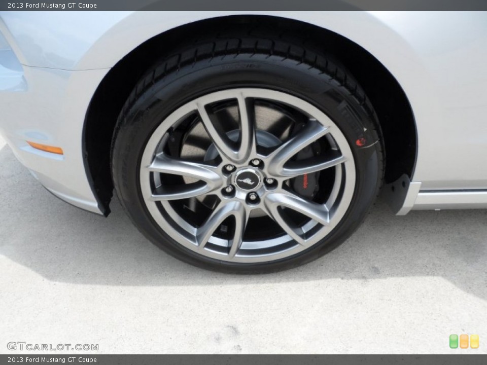2013 Ford Mustang GT Coupe Wheel and Tire Photo #64349536