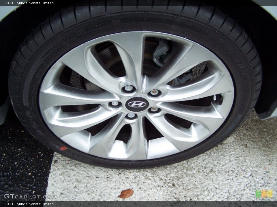 2011 Hyundai Sonata Limited Wheel and Tire Photo #64383549