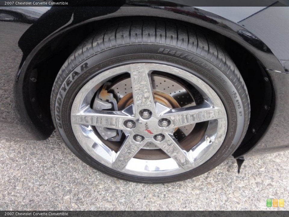 2007 Chevrolet Corvette Convertible Wheel and Tire Photo #64449486