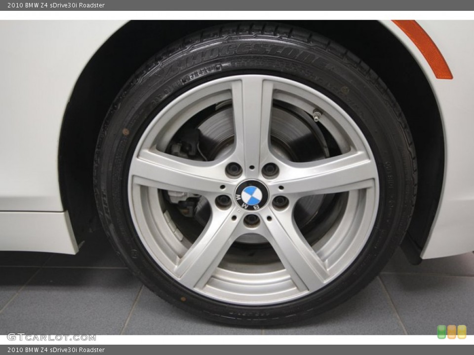 2010 BMW Z4 sDrive30i Roadster Wheel and Tire Photo #64621390