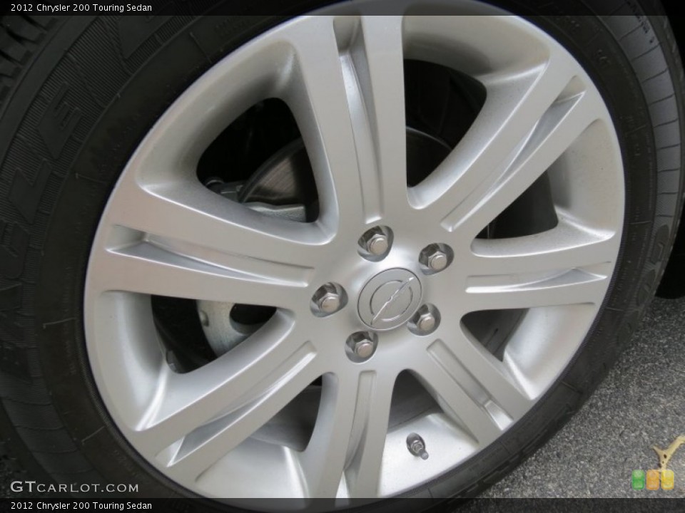 2012 Chrysler 200 Touring Sedan Wheel and Tire Photo #64665536