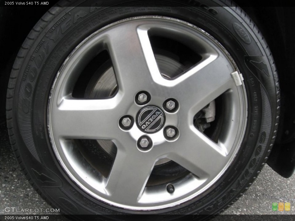2005 Volvo S40 T5 AWD Wheel and Tire Photo #64689503