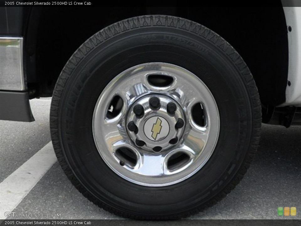 2005 Chevrolet Silverado 2500HD LS Crew Cab Wheel and Tire Photo #65097204