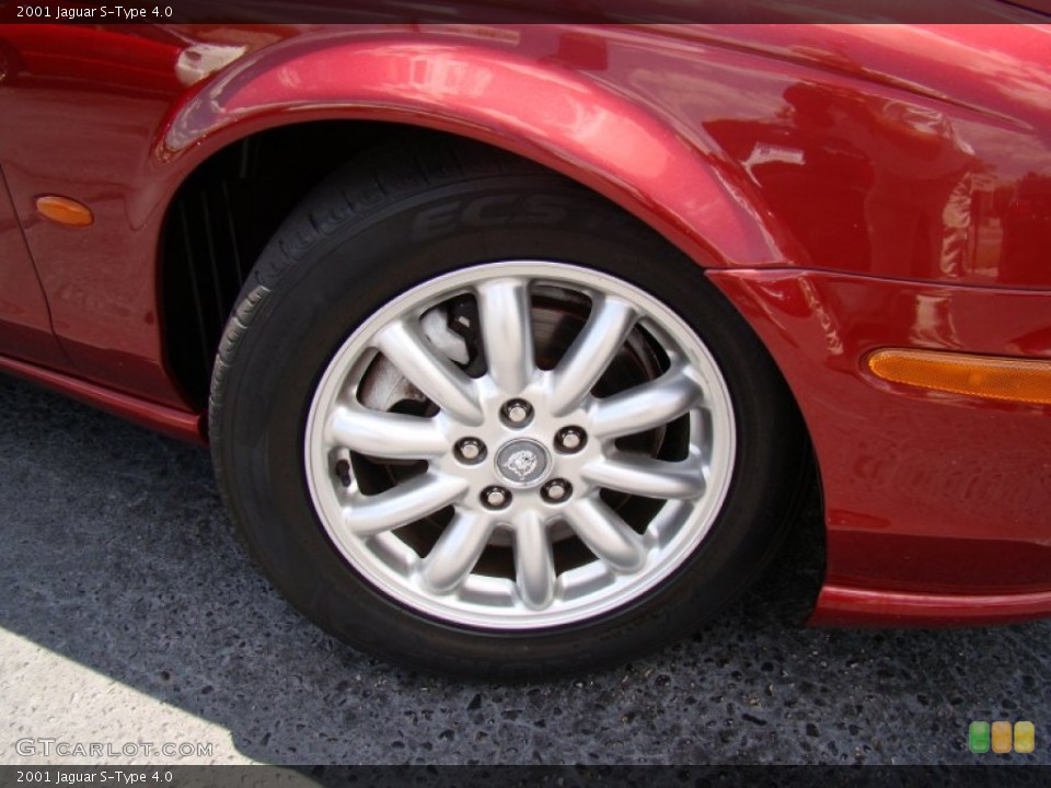 2001 Jaguar S-Type 4.0 Wheel and Tire Photo #65100525