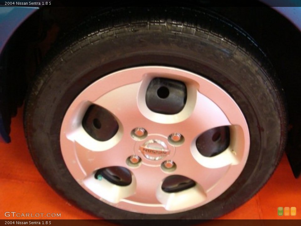 2004 Nissan Sentra 1.8 S Wheel and Tire Photo #65208511