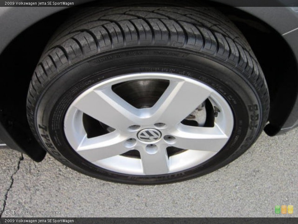 2009 Volkswagen Jetta SE SportWagen Wheel and Tire Photo #65267012