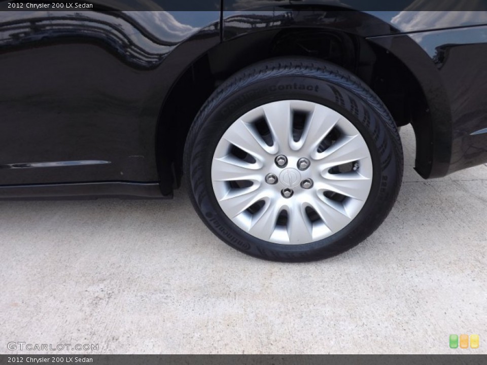 2012 Chrysler 200 LX Sedan Wheel and Tire Photo #65333619