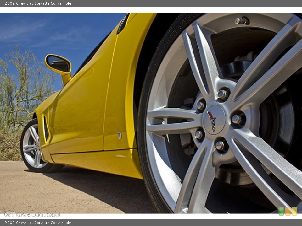 2009 Chevrolet Corvette Convertible Wheel and Tire Photo #65503031