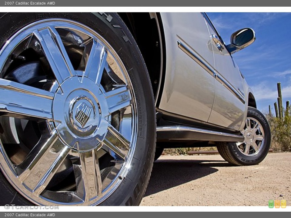 2007 Cadillac Escalade AWD Wheel and Tire Photo #65503187