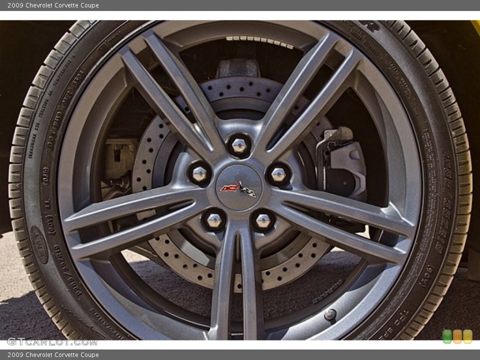 2009 Chevrolet Corvette Coupe Wheel and Tire Photo #65504072