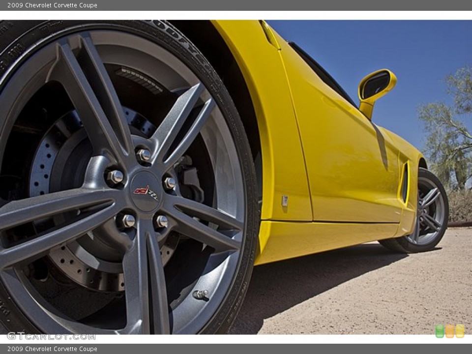 2009 Chevrolet Corvette Coupe Wheel and Tire Photo #65504090
