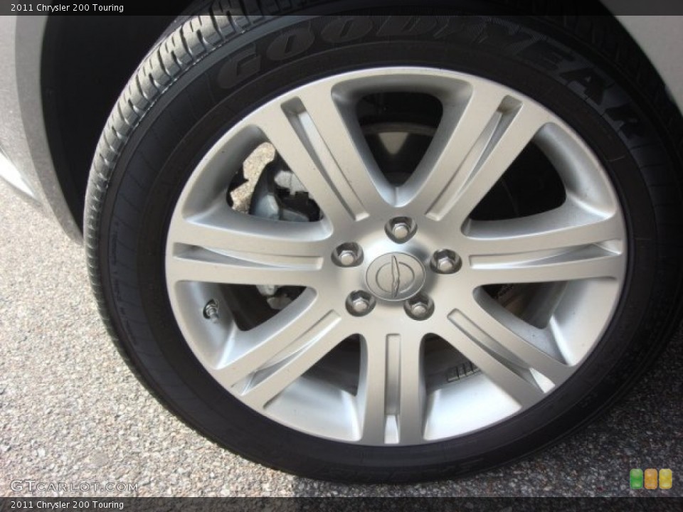 2011 Chrysler 200 Touring Wheel and Tire Photo #65549864