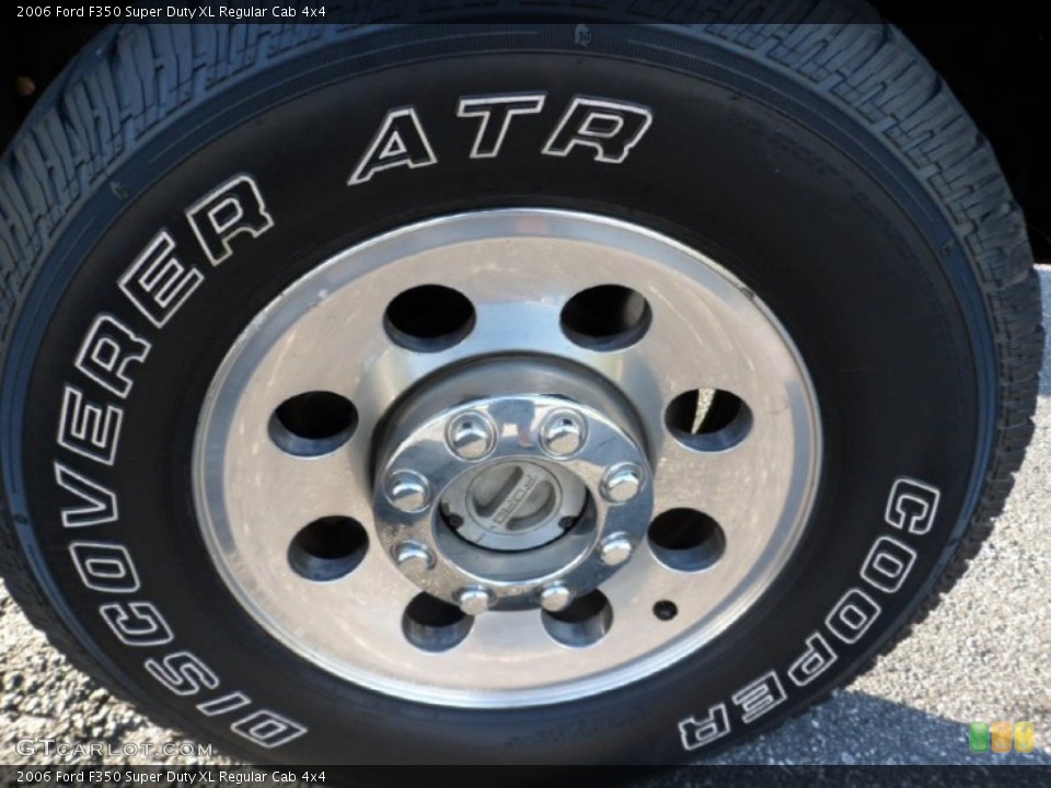 2006 Ford F350 Super Duty XL Regular Cab 4x4 Wheel and Tire Photo #65663179