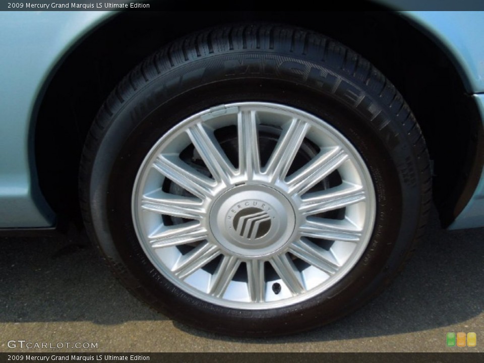 2009 Mercury Grand Marquis LS Ultimate Edition Wheel and Tire Photo #65758402