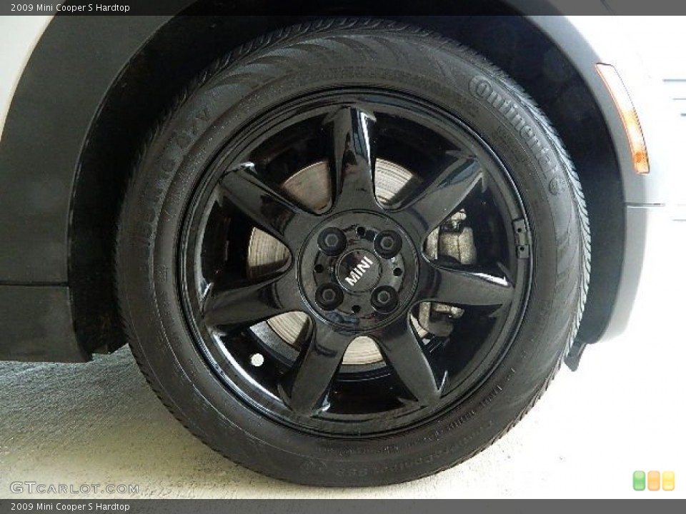 2009 Mini Cooper S Hardtop Wheel and Tire Photo #65960486