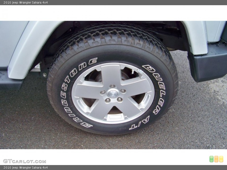 2010 Jeep Wrangler Sahara 4x4 Wheel and Tire Photo #66087582