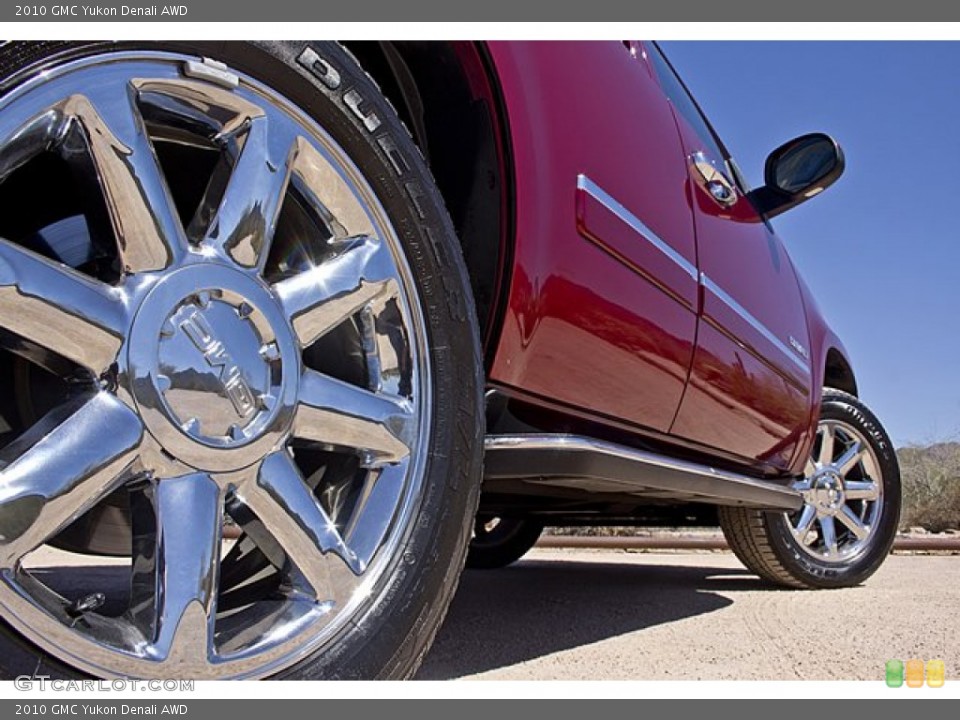 2010 GMC Yukon Denali AWD Wheel and Tire Photo #66092340