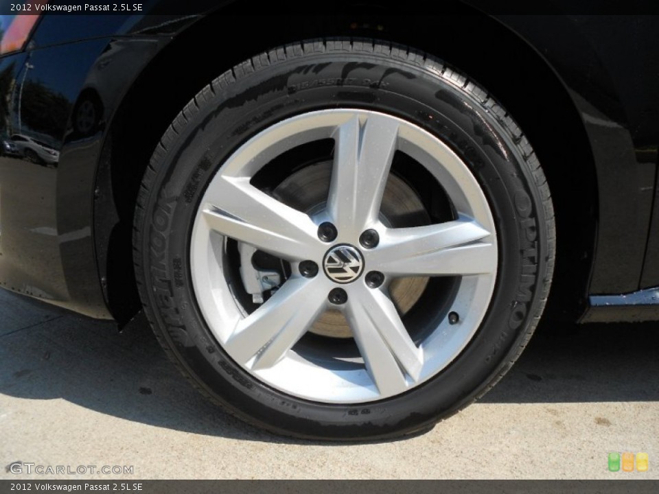 2012 Volkswagen Passat 2.5L SE Wheel and Tire Photo #66094392