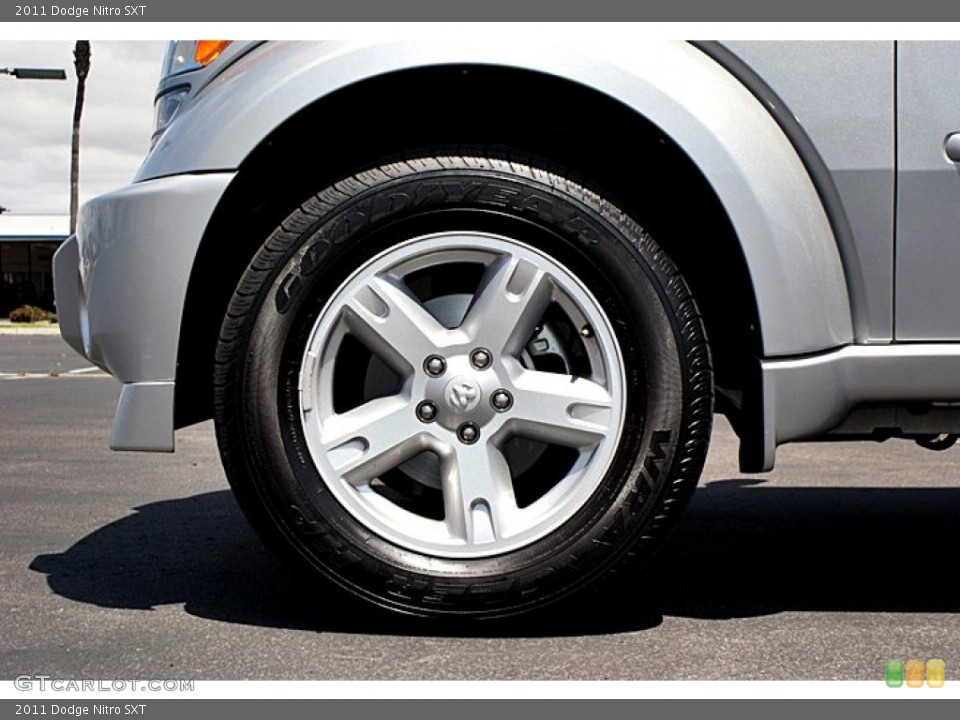 2011 Dodge Nitro SXT Wheel and Tire Photo #66146198
