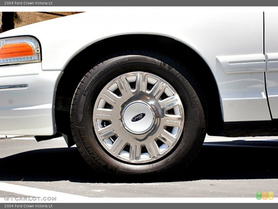 2004 Ford Crown Victoria LX Wheel and Tire Photo #66150773
