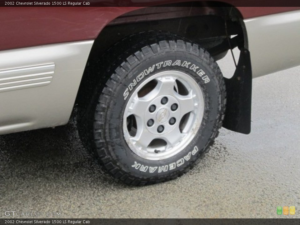 2002 Chevrolet Silverado 1500 LS Regular Cab Wheel and Tire Photo #66159830