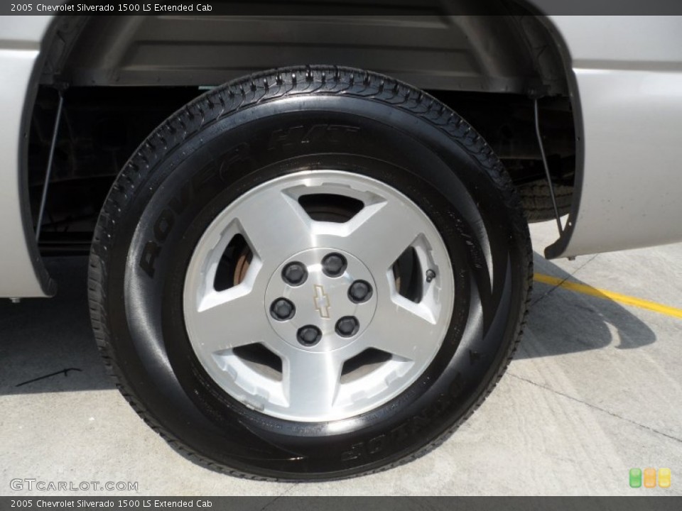 2005 Chevrolet Silverado 1500 LS Extended Cab Wheel and Tire Photo #66170102