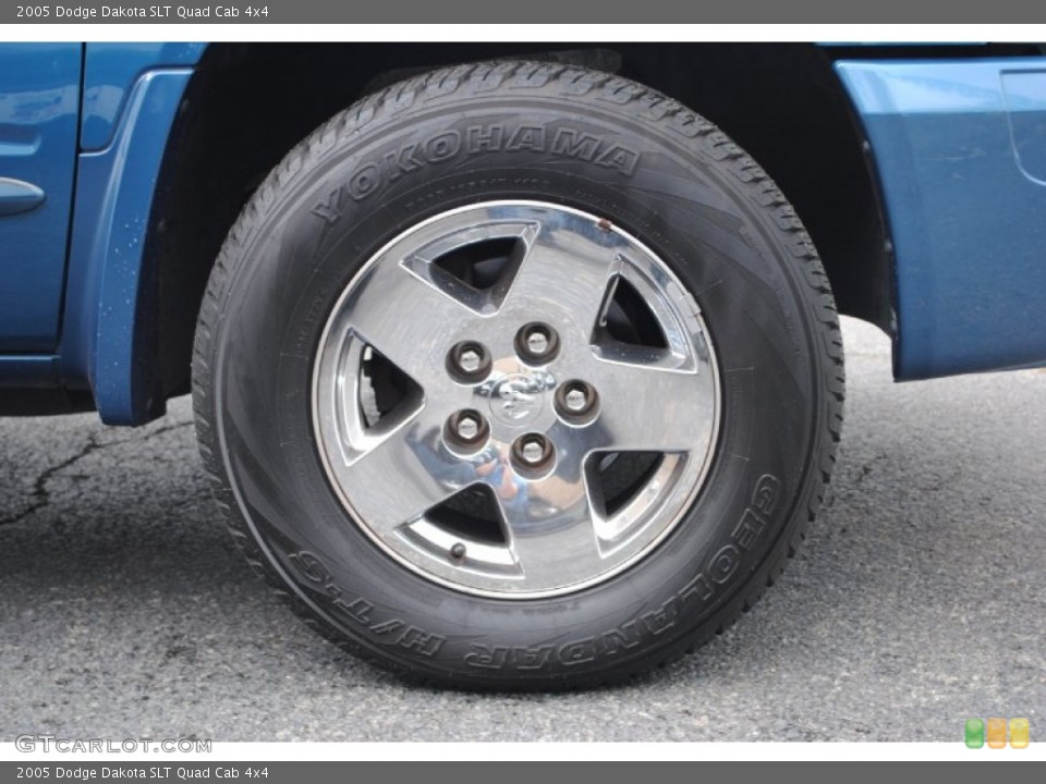 2005 Dodge Dakota SLT Quad Cab 4x4 Wheel and Tire Photo #66176312