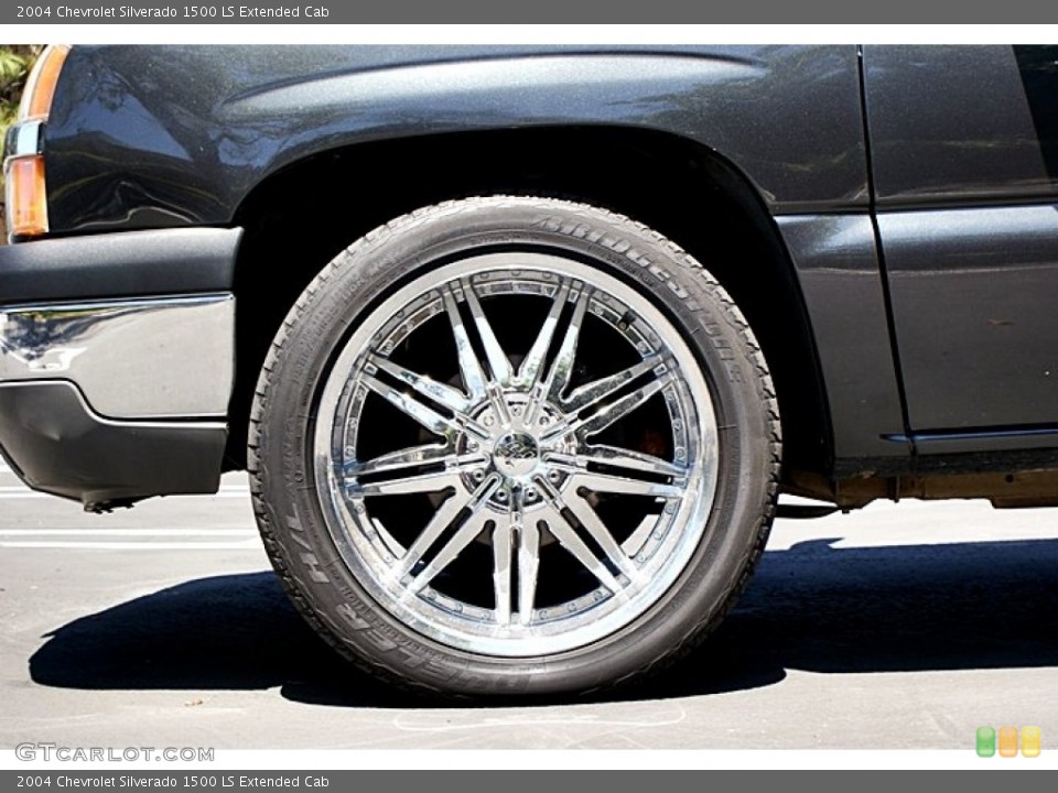 2004 Chevrolet Silverado 1500 Custom Wheel and Tire Photo #66212485