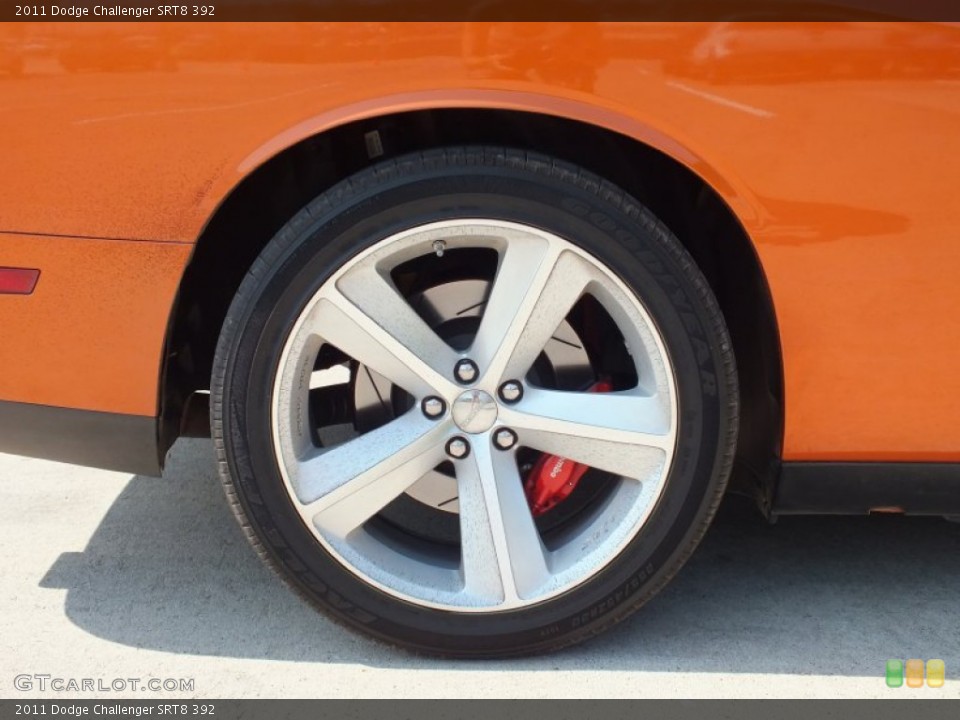 2011 Dodge Challenger SRT8 392 Wheel and Tire Photo #66217936