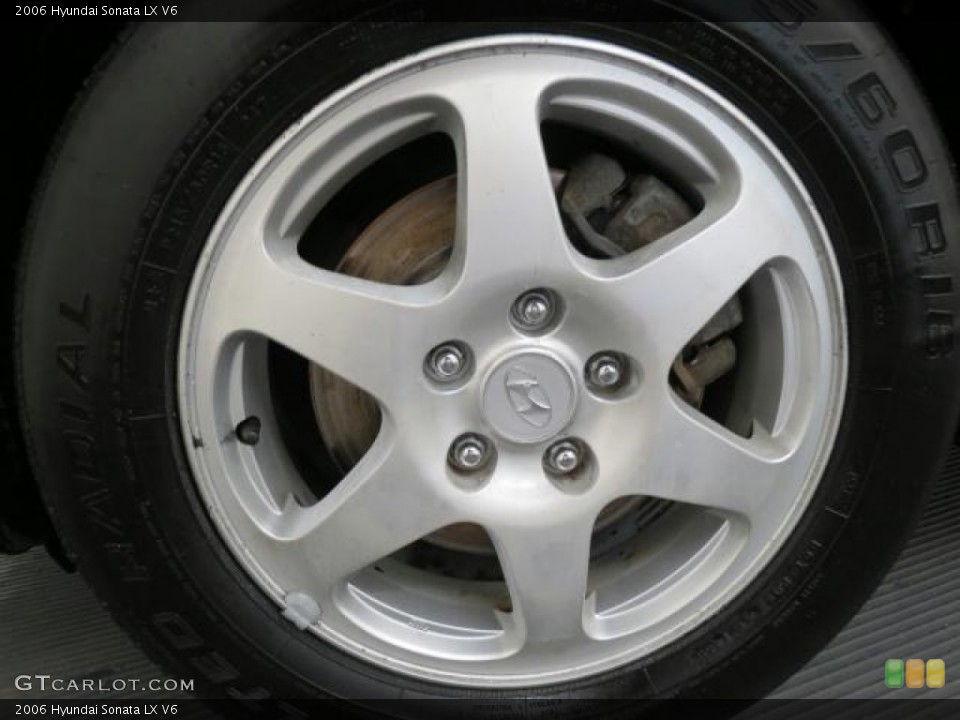 2006 Hyundai Sonata LX V6 Wheel and Tire Photo #66293025