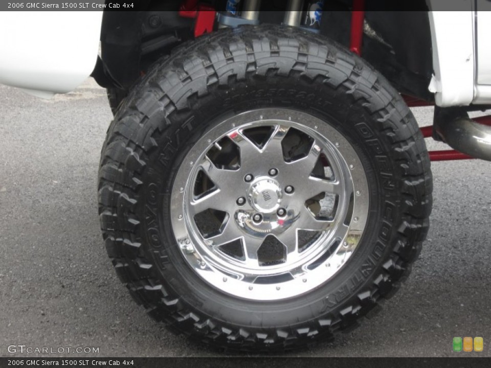 2006 GMC Sierra 1500 Custom Wheel and Tire Photo #66351542