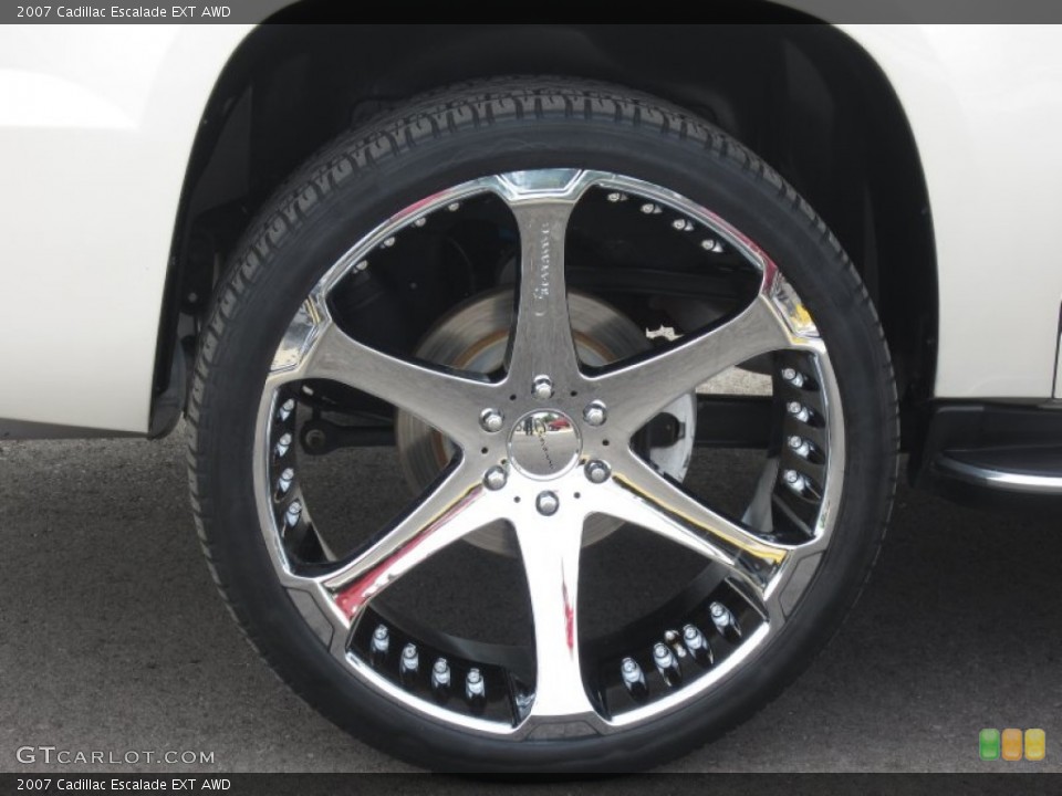 2007 Cadillac Escalade Custom Wheel and Tire Photo #66411508