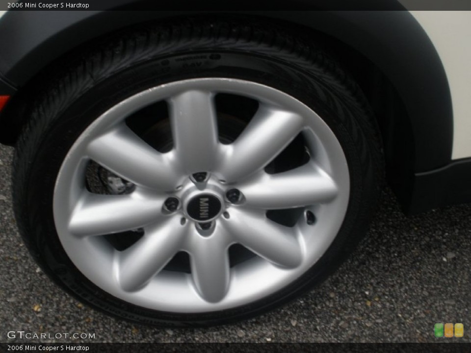 2006 Mini Cooper S Hardtop Wheel and Tire Photo #66434693