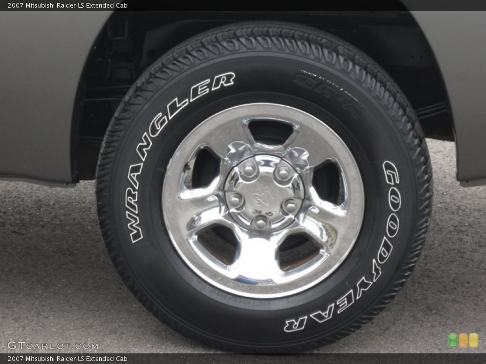 2007 Mitsubishi Raider LS Extended Cab Wheel and Tire Photo #66492208