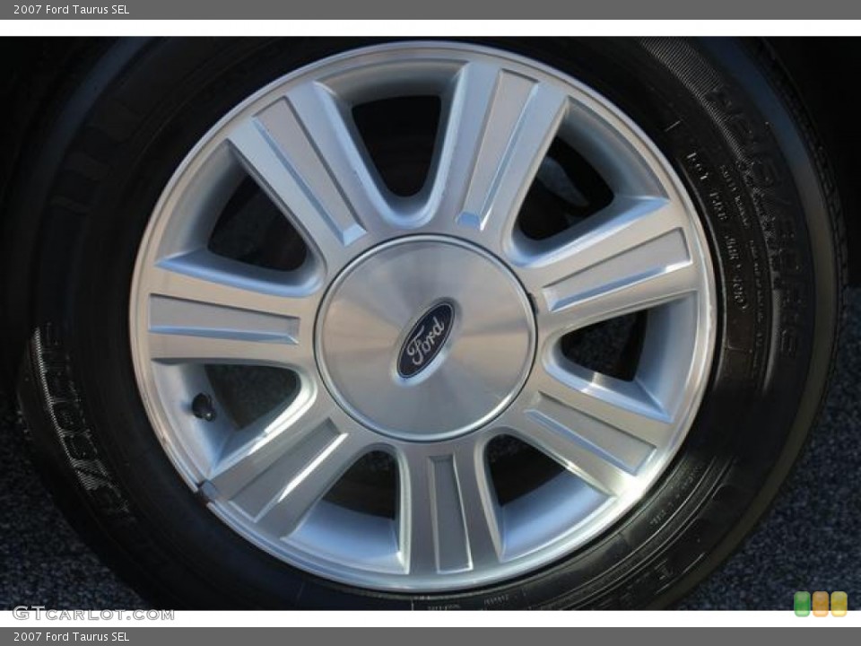 2007 Ford Taurus SEL Wheel and Tire Photo #66535134