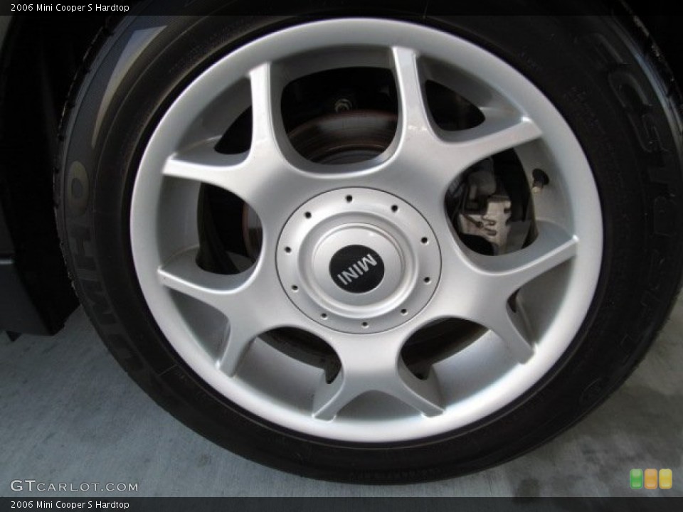 2006 Mini Cooper S Hardtop Wheel and Tire Photo #66609948