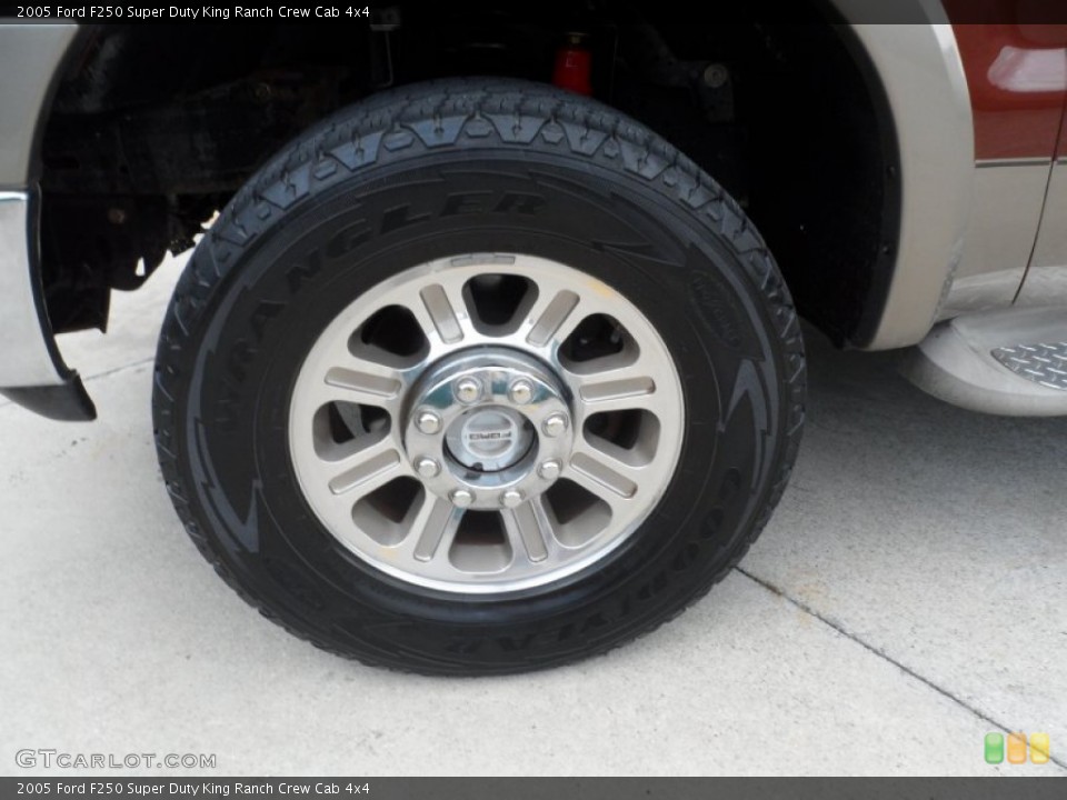 2005 Ford F250 Super Duty King Ranch Crew Cab 4x4 Wheel and Tire Photo #66652436