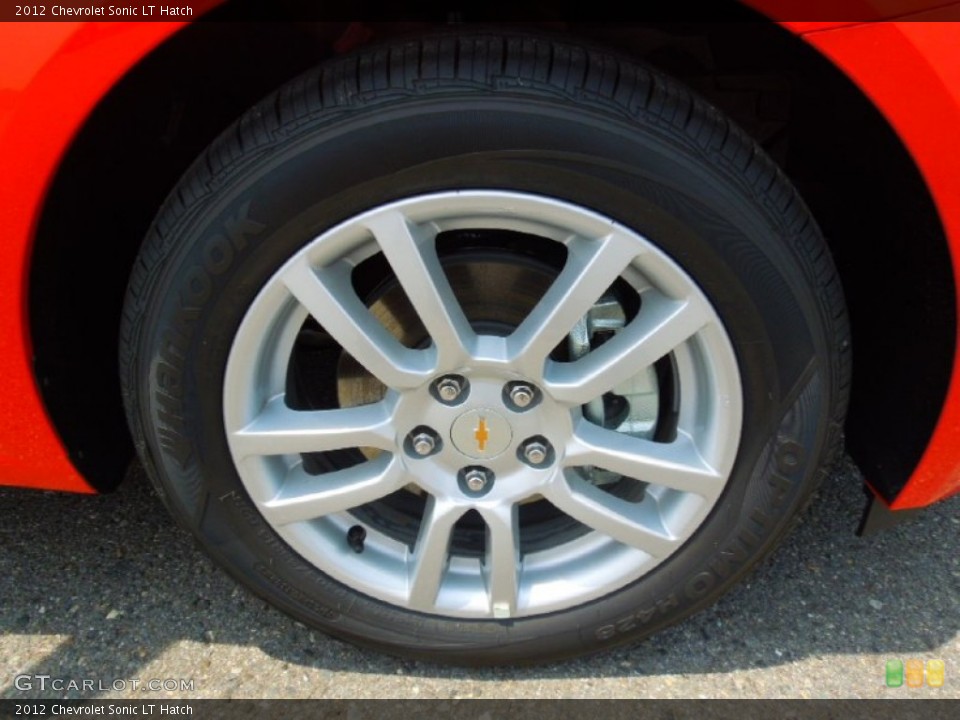 2012 Chevrolet Sonic LT Hatch Wheel and Tire Photo #66670088