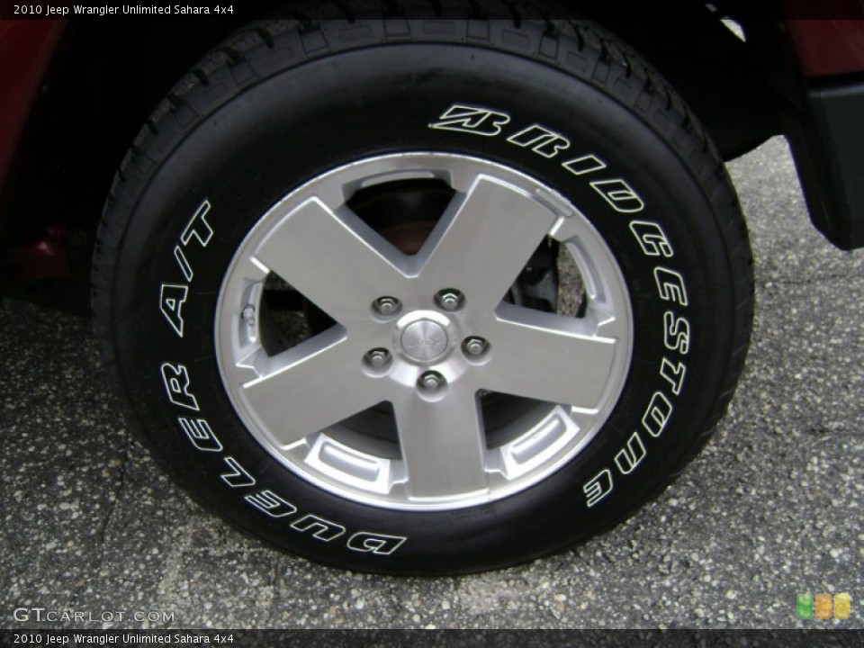 2010 Jeep Wrangler Unlimited Sahara 4x4 Wheel and Tire Photo #66677090