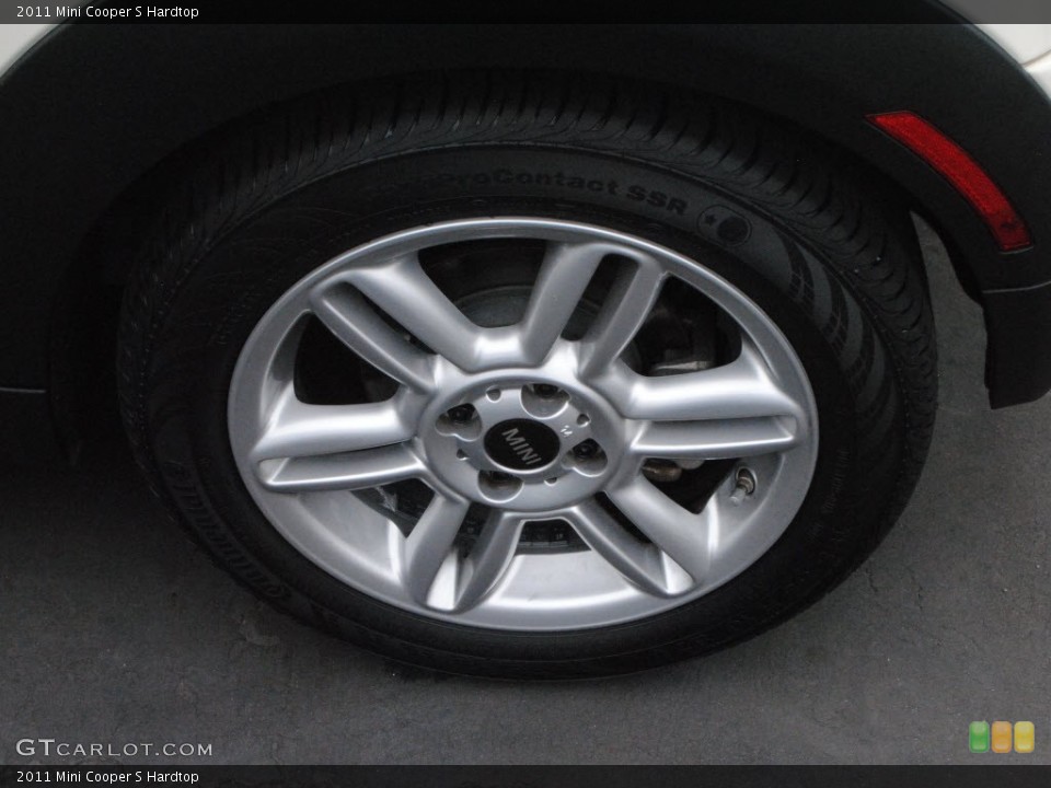 2011 Mini Cooper S Hardtop Wheel and Tire Photo #66766568