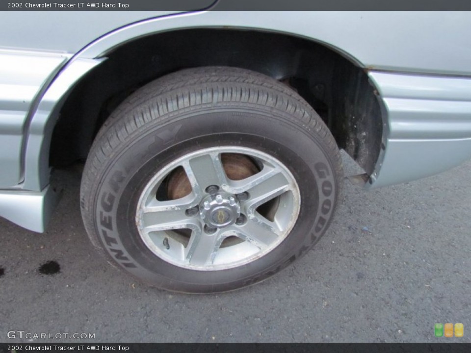 2002 Chevrolet Tracker LT 4WD Hard Top Wheel and Tire Photo #66832535