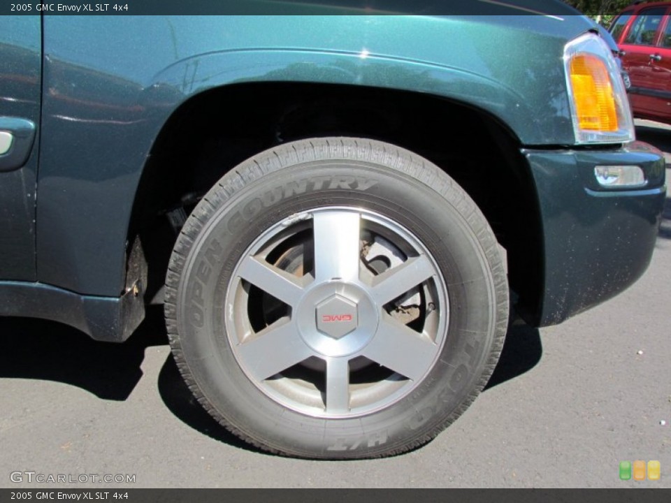 2005 GMC Envoy XL SLT 4x4 Wheel and Tire Photo #66836733