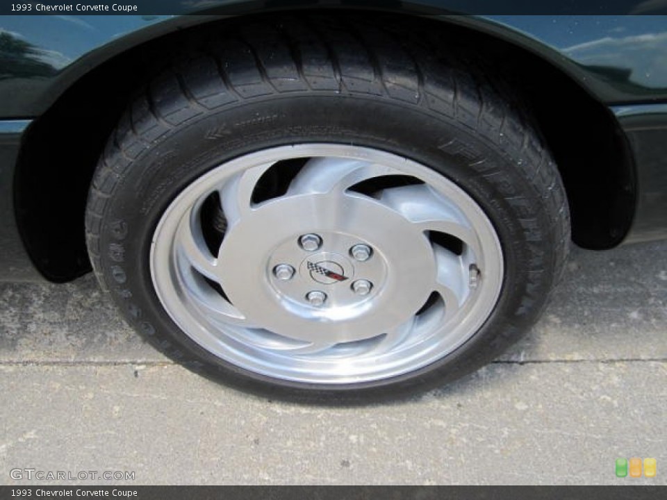 1993 Chevrolet Corvette Coupe Wheel and Tire Photo #66887272