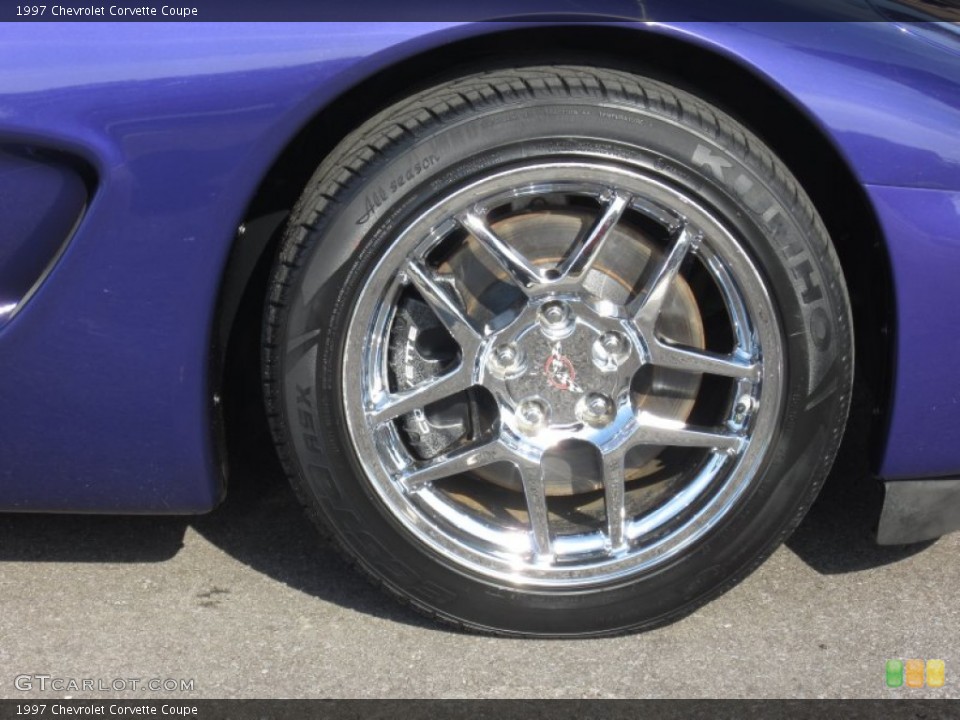 1997 Chevrolet Corvette Coupe Wheel and Tire Photo #66892630