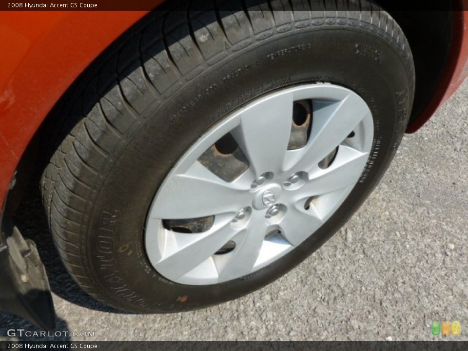 2008 Hyundai Accent GS Coupe Wheel and Tire Photo #66921151