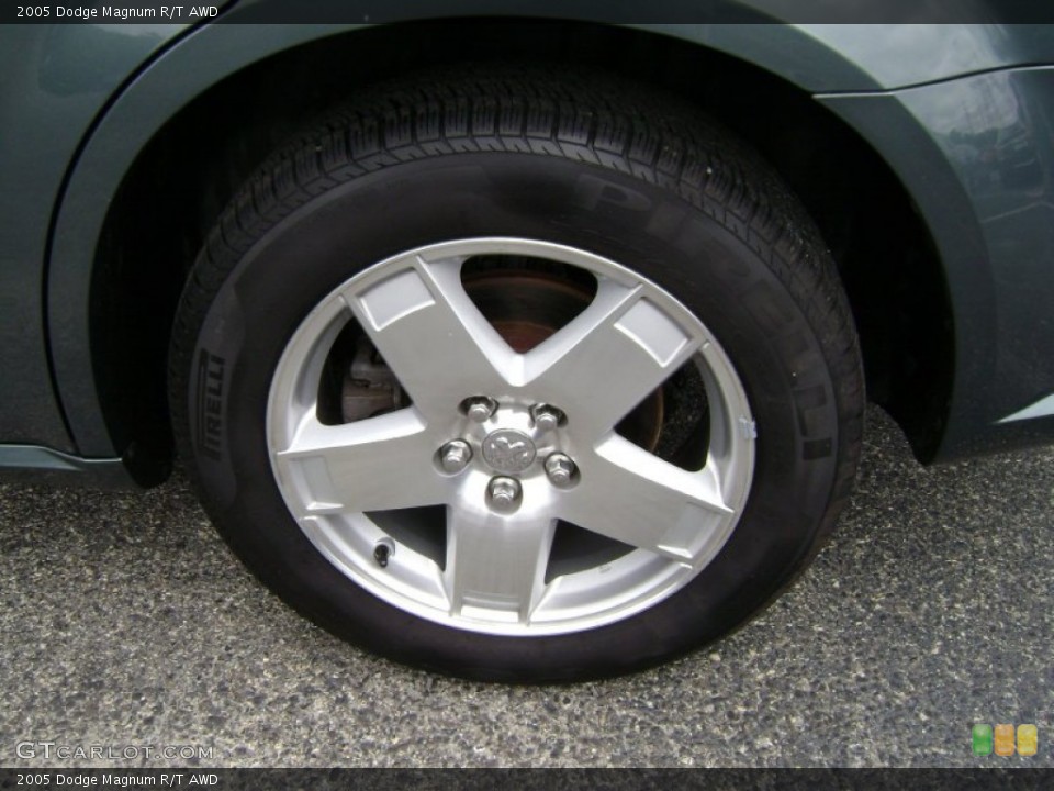 2005 Dodge Magnum R/T AWD Wheel and Tire Photo #66932629