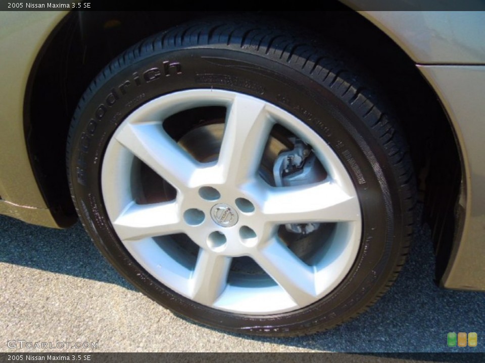 2005 Nissan Maxima 3.5 SE Wheel and Tire Photo #66942487