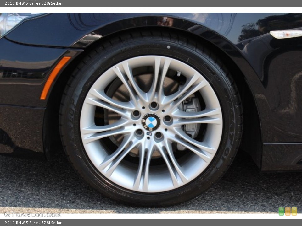 2010 BMW 5 Series 528i Sedan Wheel and Tire Photo #66976978