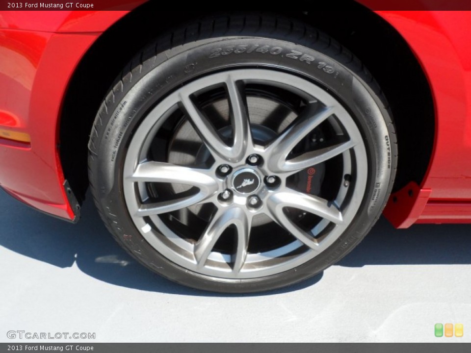 2013 Ford Mustang GT Coupe Wheel and Tire Photo #66995572